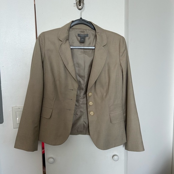 Blazer - Picture 4 of 4